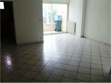 location - T2 2 pièces - CASTILLON LA BATAILLE - 33350