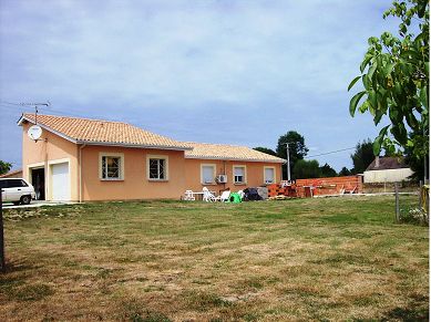 louer - Maison de plain pied 5 pièces - LAGORCE - 33230