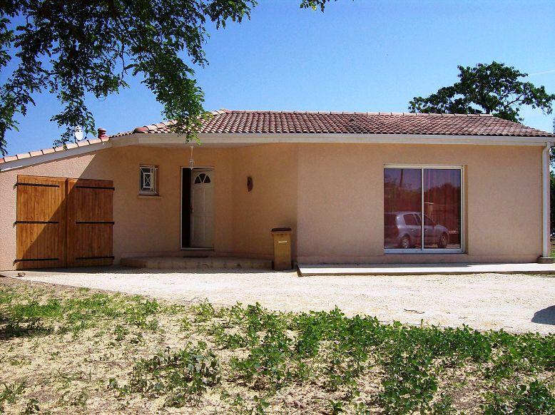 vente - Maison 4 pièces - ST DENIS DE PILE - 33910