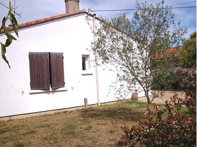 acheter - Maison de plain pied 5 pièces - ST SEURIN SUR L\'ISLE - 33660